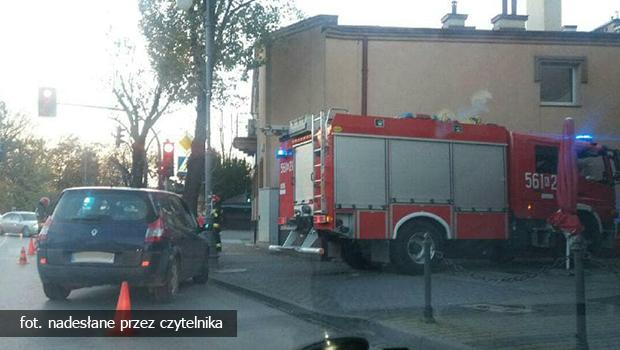 Zasaba za kierownic i uderzya w drzewo w centrum Wieliczki