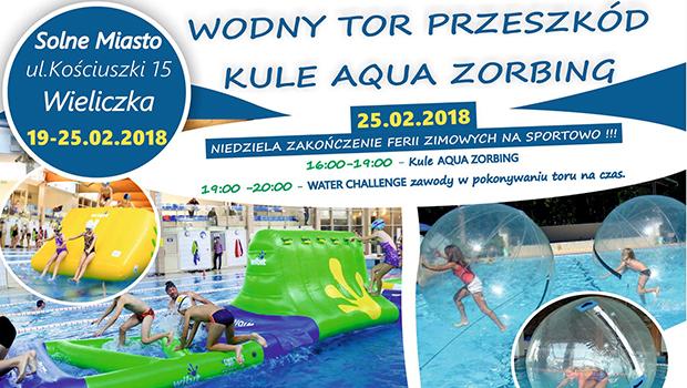 Wodny tor przeszkd i kule Aqua Zorbing na basenie w Solnym Miecie