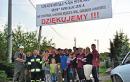 Mieszkańcy miejscowości Brzegi dziękują strażakom OSP za ratunek