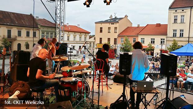 RYNEK W CENTRUM KULTURY: Koncert ELECTRIC SHEPARD Mareka Stryszowskiego - relacja