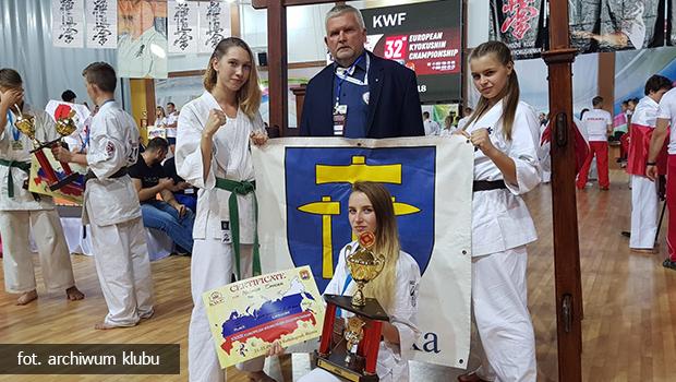 Medal zawodniczki Wielickiego Klubu Karate Kyokushin na 32. Mistrzostwach Europy w Kaliningradzie – Rosja