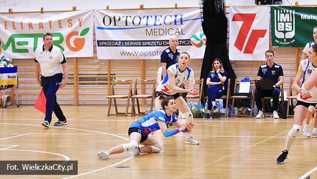 7R Solna Wieliczka vs UNI Opole [zdjcia]