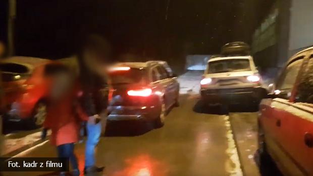 Dramatyczna sytuacja przy Szkole Podstawowej nr 4 w Wieliczce