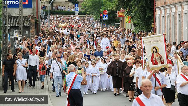 Procesja Boego Ciaa przesza ulicami Wieliczki - 2019 [zdjcia]