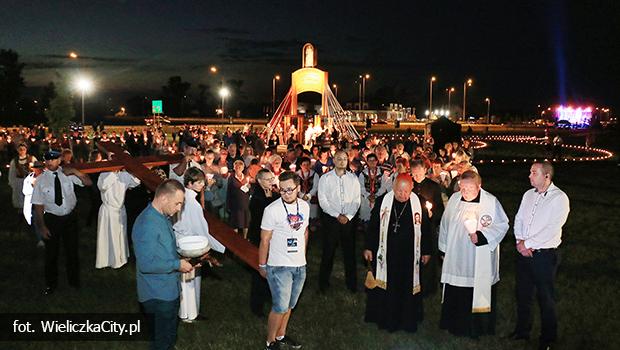 III Rocznica Spotkania z Papieem Franciszkiem na Campus Misericordiae [zdjcia]