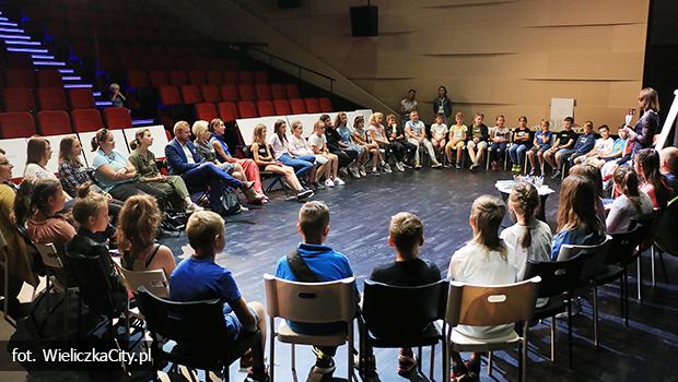 Rozmowy przy wsplnym stole: ZERO WASTE - czy to moliwe? - relacja