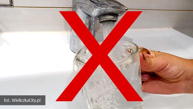 Skażenie wody w Wieliczce bakteriami coli – zakaz korzystania aż do odwołania