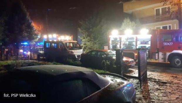 W Wieliczce spon gara z warsztatem samochodowym