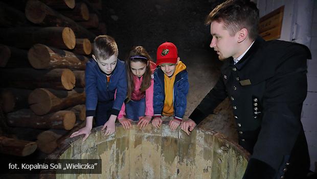 Zwiedzanie Kopalni Soli „Wieliczka”. Dobry pomys na ferie.