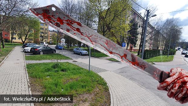 Brutalnie zaatakowali maczetą na os. Kościuszki w Wieliczce