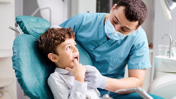 Stomatologia dziecica w Krakowie. Poradnik dla rodzica
