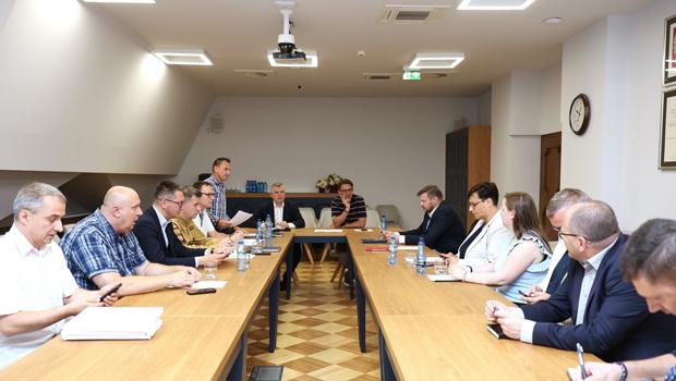 Projekt porozumienia Powiatu Wielickiego z kad gmin