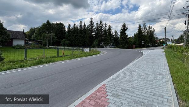W Koźmicach Wielkich zakończono ważną inwestycję drogową