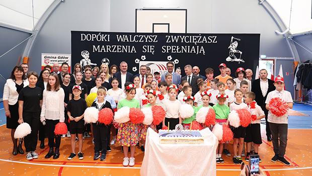 Cztery nowe hale w powiecie wielickim otwarte w jednym miesicu