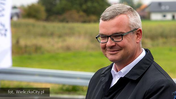Ponad 100 milion�w z� na infrastruktur� wodno-kanalizacyjn� w gminie Niepo�omice. Rozmowa z burmistrzem Micha�em Hebd�.