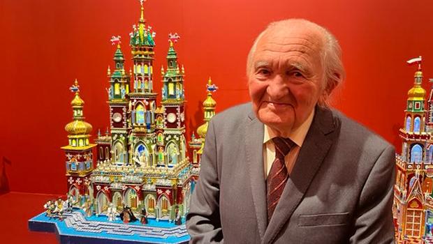Wyrnienie i nagroda specjalna dla Zbigniewa Grzecha z Wieliczki w 83. Konkursie Szopek Krakowskich 2025