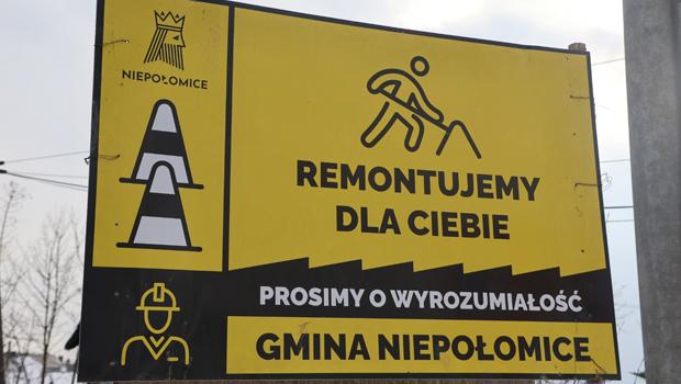 Niepo�omice inwestuj� miliony w przebudow� dr�g