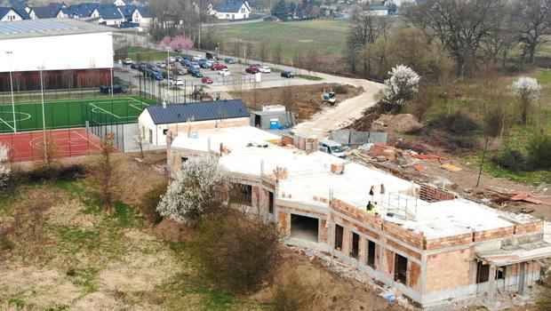 Budowa Klub�w Malucha w Niepo�omicach nabiera kszta�tu