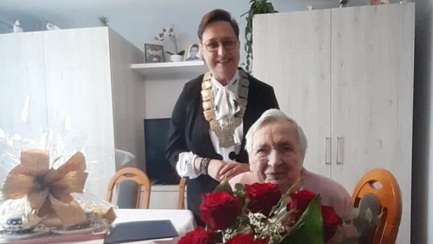 Setne urodziny pani Walerii w S�awkowicach