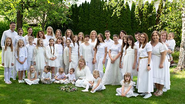 Premiera teledysku Scholi Hosanna ze Strumian
