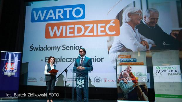 Program na rzecz bezpiecze�stwa senior�w wystartowa� w Powiecie Wielickim