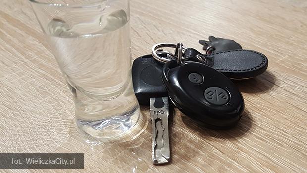 Ponad 3 promile za kierownic� BMW w Wieliczce. Mia� zakaz prowadzenia.