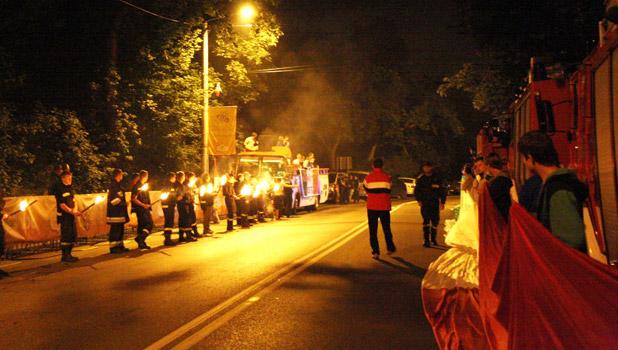 Wieliczka powitaa w nocy Wochw - zwycizcw pfinau Euro 2012!