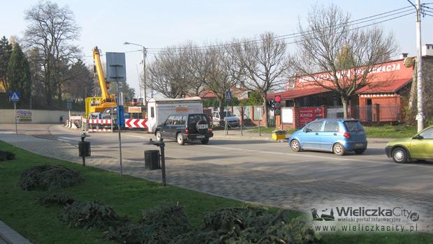 Sygnalizacja wietlna przy ruchu wahadowym - jak niewiele potrzeba do szczcia