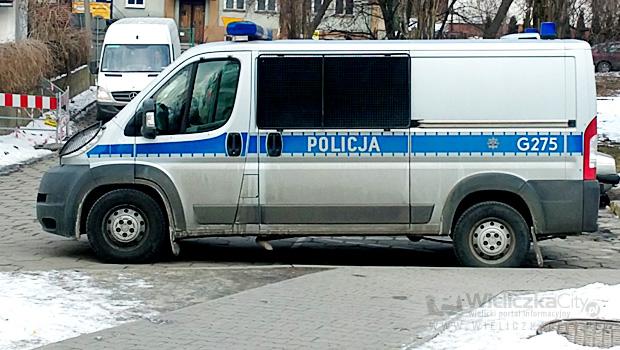 Wypadek w Targowisku: Wyprzedza na podwjnej cigej