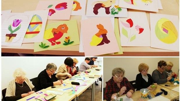 Wielkanocne kartki i pisanki w Klubie Aktywnego Seniora