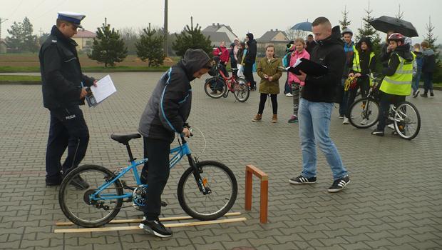 Turniej bezpieczestwa w ruchu drogowym - eliminacje powiatowe 2015