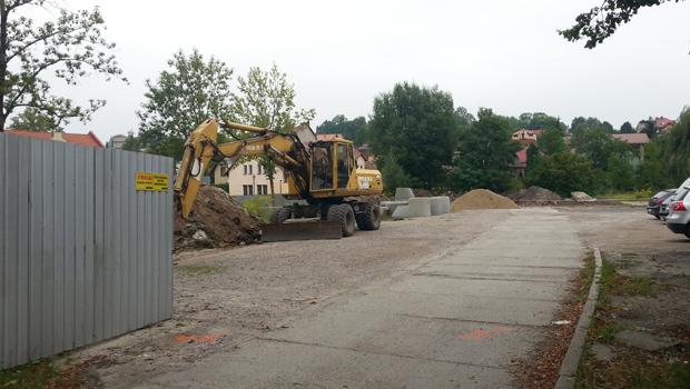 Co drgno - ruszya budowa Centrum Spoeczno - Kulturalnego wraz z bibliotek?