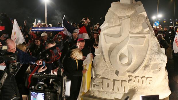Odsłonięcie pomnika upamiętniającego ŚDM 2016 w gm. Wieliczka - zdjęcia