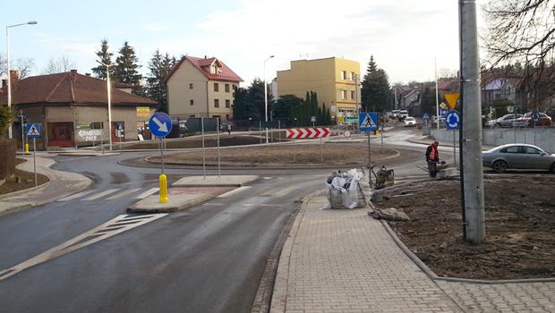 Budowa rond ju za nami. Kar dla wykonawcy nie bdzie. Kiedy autobusy pojad przez centrum?