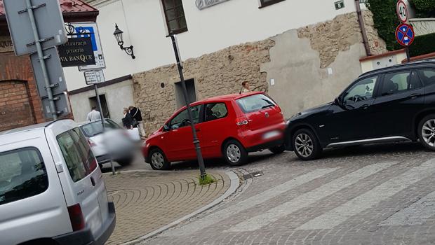 A ja parkuje tak...