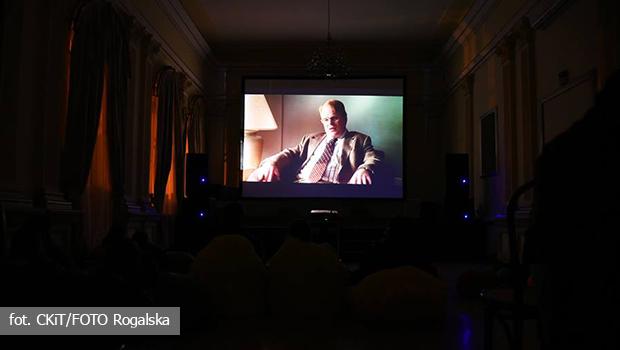 W GABINECIE FILMOWYCH CIENI: 