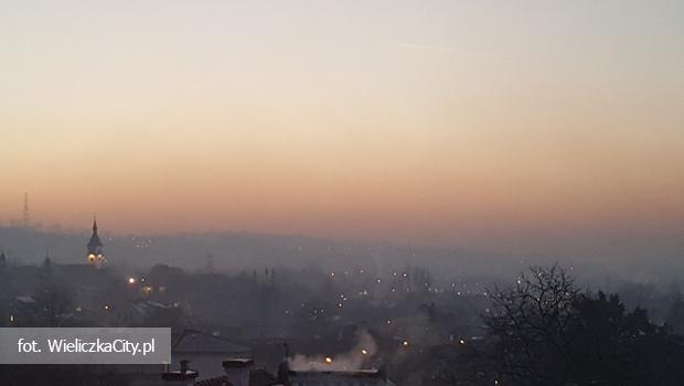 Uchwaa antysmogowa przyjta. Tymczasem powietrze znw jest zanieczyszczone.