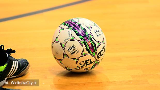Powiatowe eliminacje halowej piłki nożnej dziewcząt w ramach Licealiady