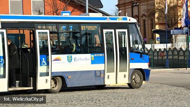 Od września więcej autobusów dowożących pasażerów do stacji Wieliczka Rynek-Kopalnia